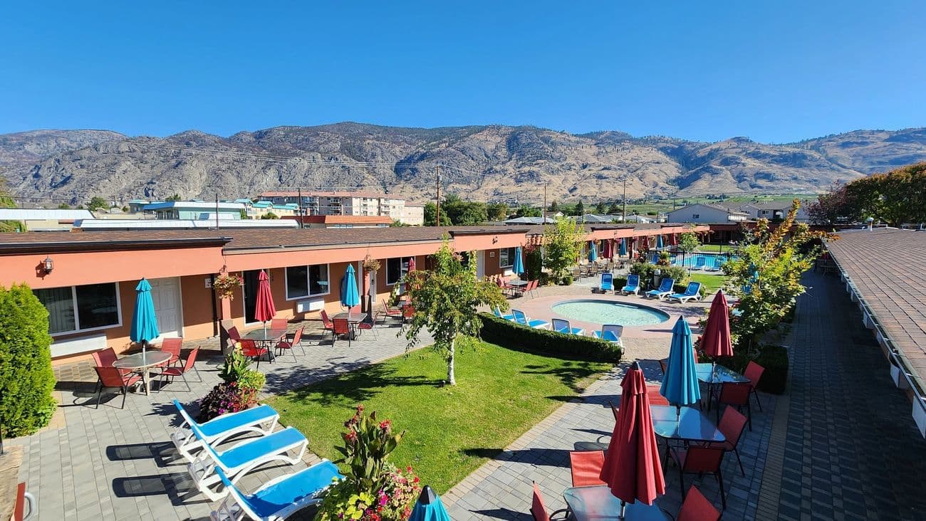 Sahara Courtyard Inn