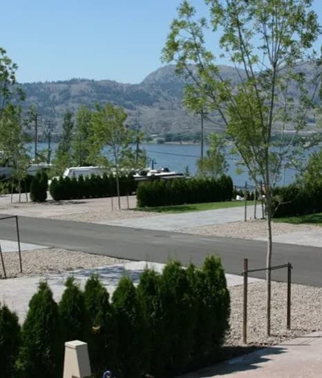 Walton’s Lakefront RV Resort