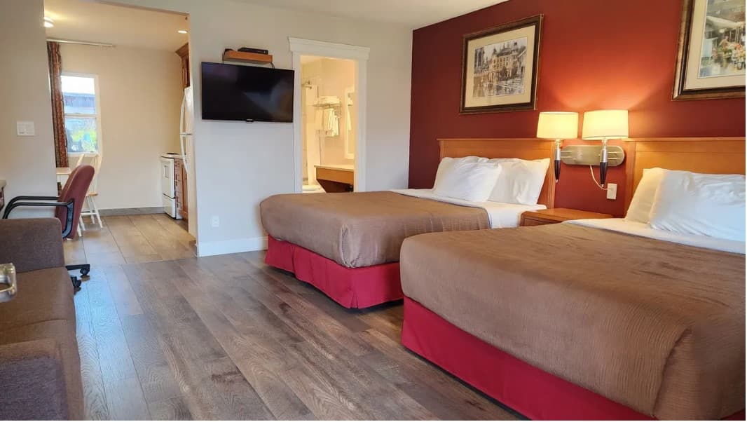 Sahara Courtyard Inn