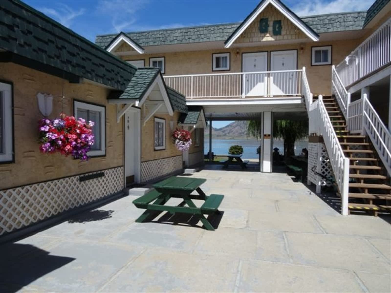Green Gables Resort