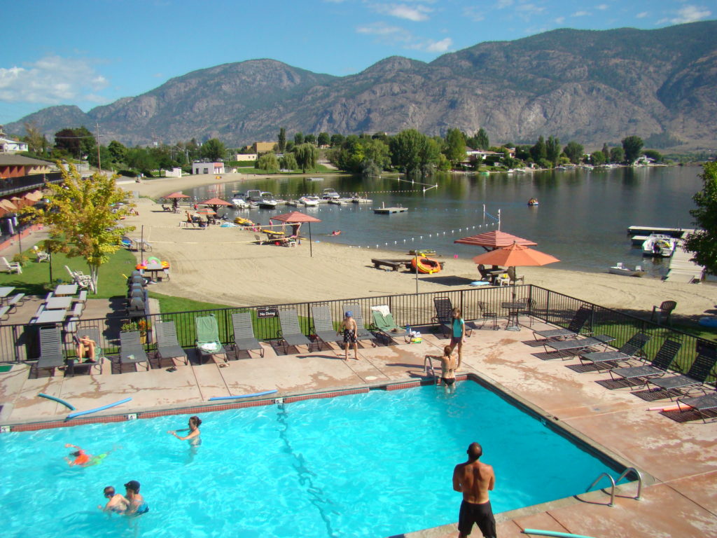 Safari Beach Resort Osoyoos Destination Osoyoos
